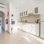 Sunlit Balcony & Open Space Flat By Hostwise Apartment *