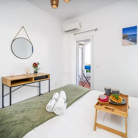 Sunlit Balcony & Open Space Flat By Hostwise * 阿尔布费拉
